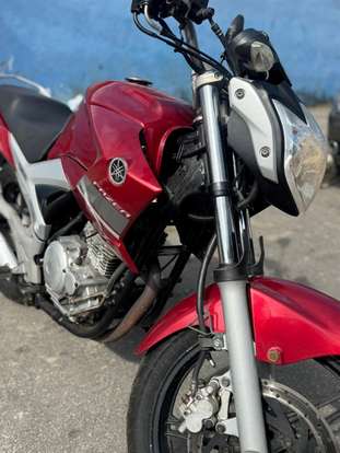 YAMAHA-YS 250 FAZER-2013