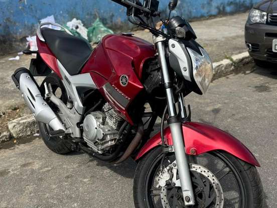 YAMAHA-YS 250 FAZER YAMAHA-YS 250 FAZER-2013