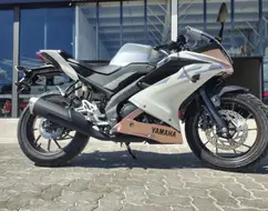 YAMAHA YZF R15 YAMAHA YZF R15