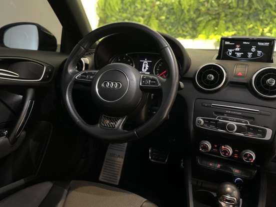 AUDI-A1-2015