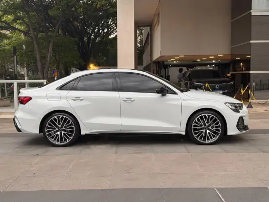 AUDI-A3-2025