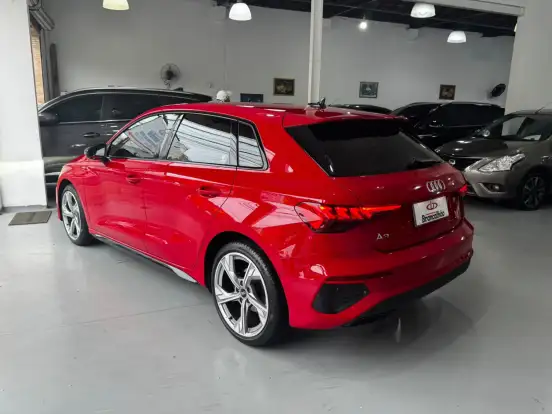 AUDI-A3-2021