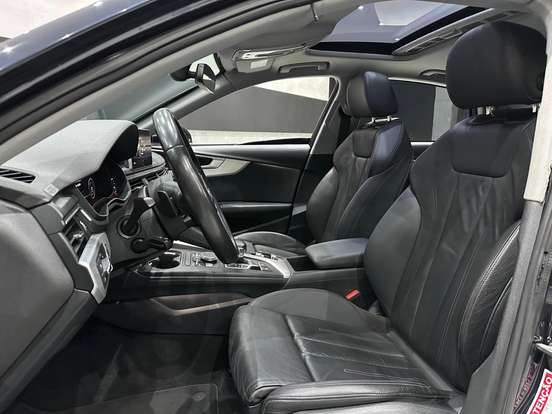 AUDI-A4-2017
