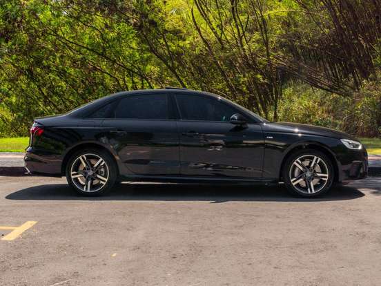 AUDI-A4-2.0 TFSI GASOLINA PERFORMANCE BLACK S TRONIC AUDI-A4-2020