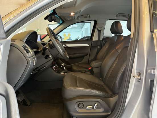 AUDI-Q3-2018