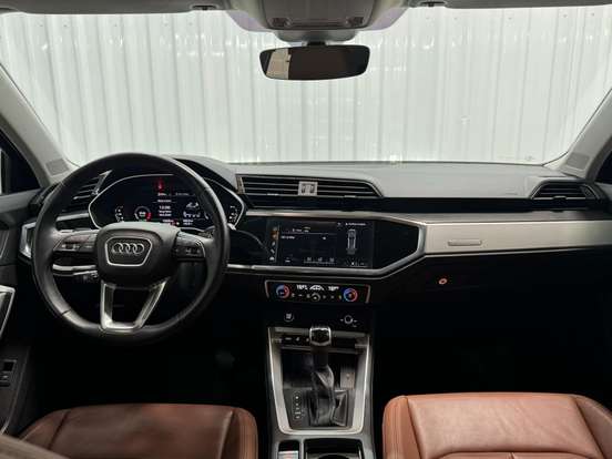 AUDI-Q3-2.0 40 TFSI GASOLINA PERFORMANCE BLACK PLUS QUATTRO TIPTRONIC AUDI-Q3-2024