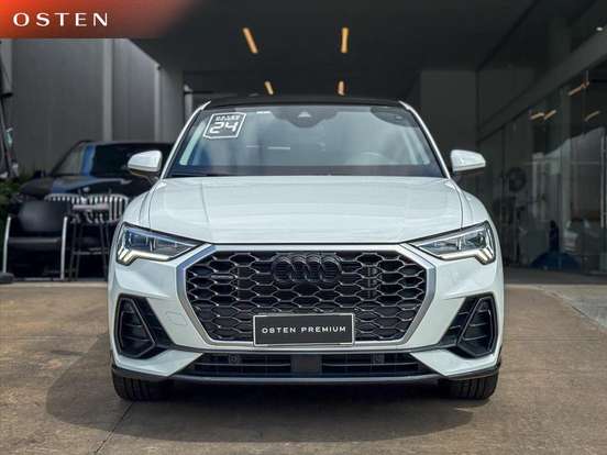 AUDI-Q3-2023