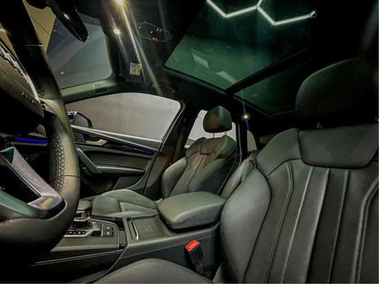 AUDI-Q5-2023