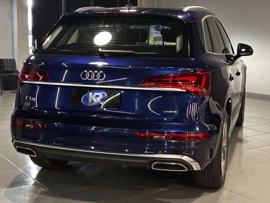 AUDI-Q5-2023