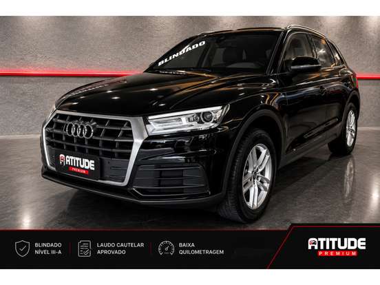 AUDI-Q5-2019