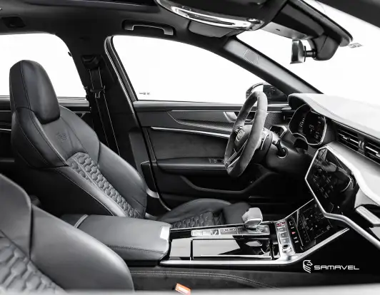AUDI-RS6-2020