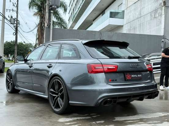 AUDI-RS6-2013