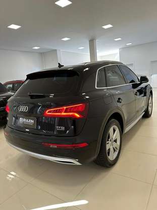 AUDI-Q5-2018