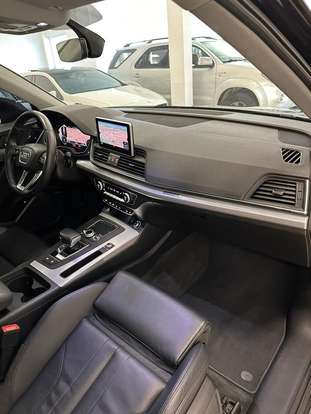 AUDI-Q5-2018