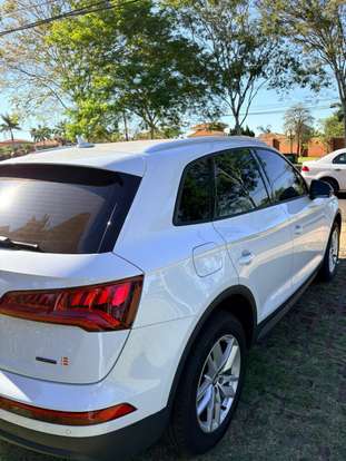 AUDI-Q5-2020
