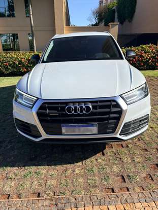 AUDI-Q5-2020