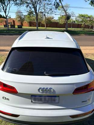 AUDI-Q5-2020