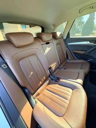 AUDI-Q5-2020