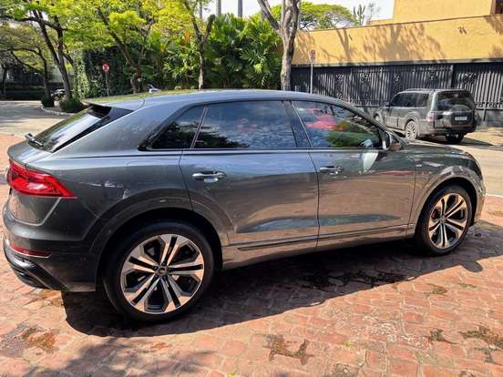 AUDI-Q8-3.0 TFSI GASOLINA PERFORMANCE QUATTRO TIPTRONIC AUDI-Q8-2022