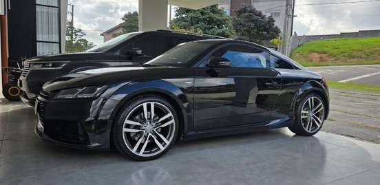 AUDI-TT-2015