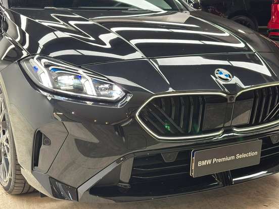 BMW-220i-2025