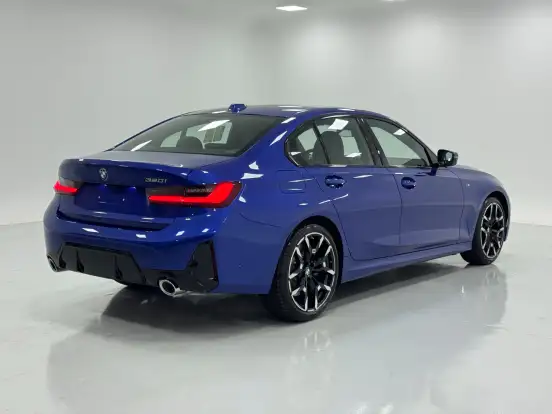 BMW-320i-2026