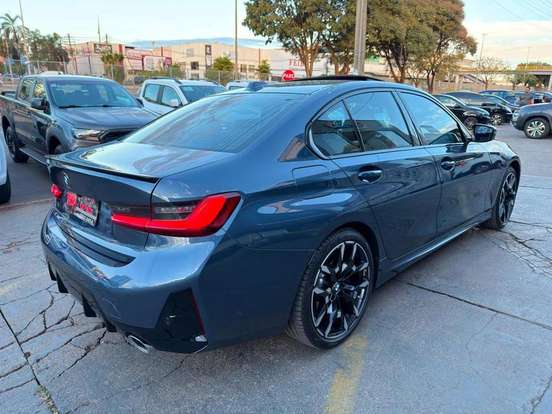 BMW-320i-2025