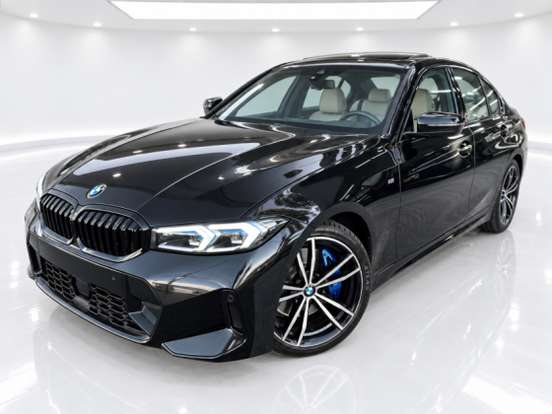BMW-320i-2022