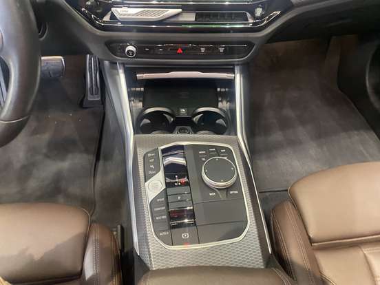 BMW-320i-2.0 16V TURBO FLEX M SPORT AUTOMÁTICO BMW-320i-2024