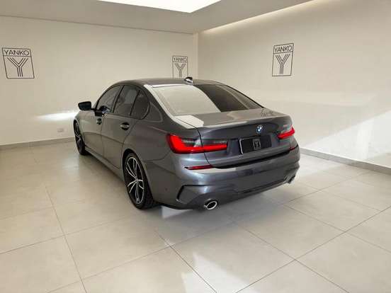 BMW-320i-2.0 16V TURBO FLEX M SPORT AUTOMÁTICO BMW-320i-2022