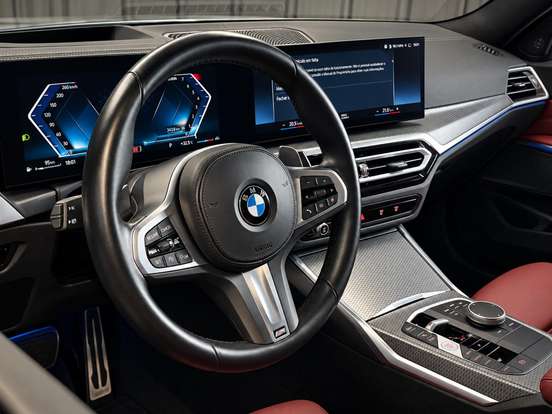BMW-320i-2023