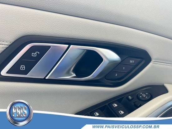 BMW-320i-2.0 16V TURBO GASOLINA SPORT AUTOMÁTICO BMW-320i-2020
