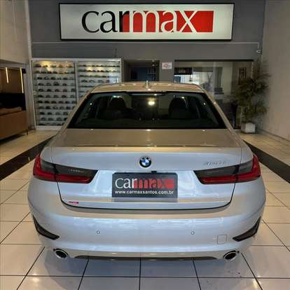 BMW-320i-2021