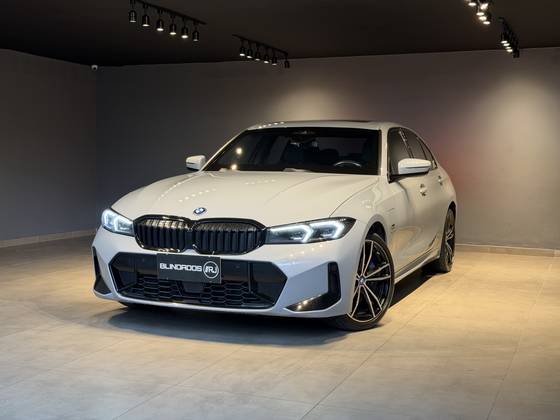 BMW 330e 2.0 16V TURBO HÍBRIDO M SPORT AUTOMÁTICO