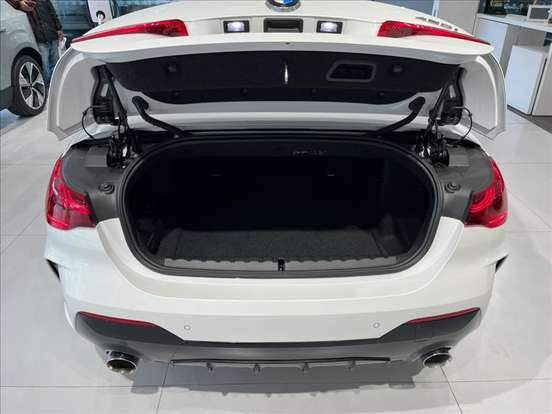 BMW-420i-2024