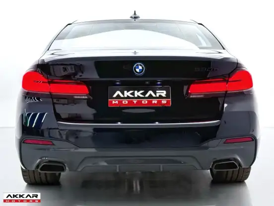 BMW-530e-2021