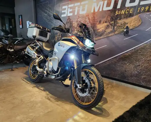 BMW-F 850 GS ADVENTURE PREMIUM-2021