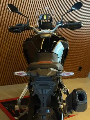BMW-F 900 GS BMW-F 900 GS-2025