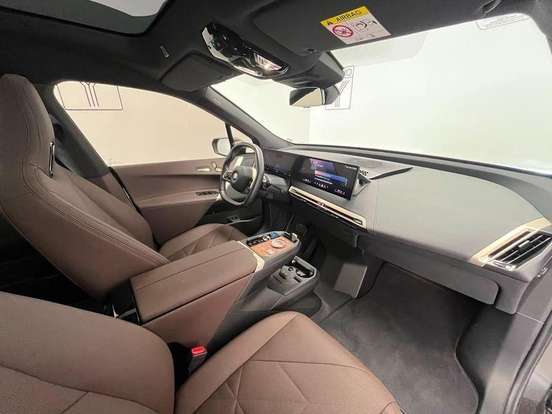 BMW-iX-2023