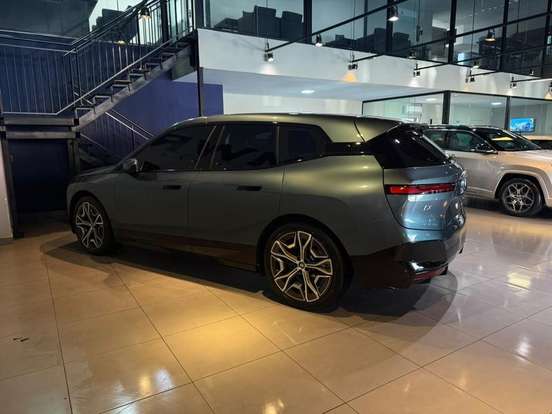 BMW-iX-ELÉTRICO XDRIVE40 BMW-iX-2023