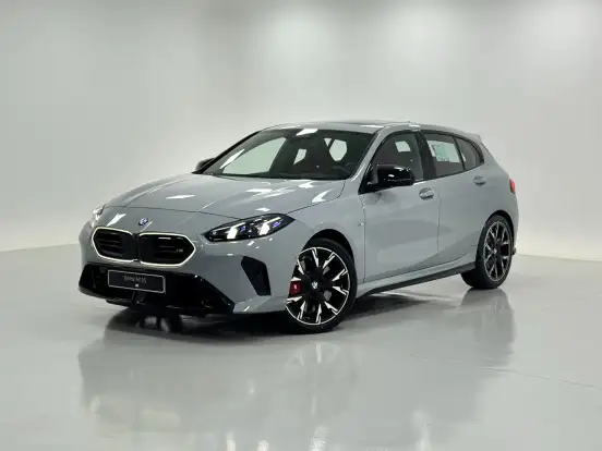 BMW-M 135i-2025