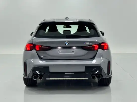 BMW-M 135i-2.0 16V TURBO GASOLINA XDRIVE STEPTRONIC BMW-M 135i-2025