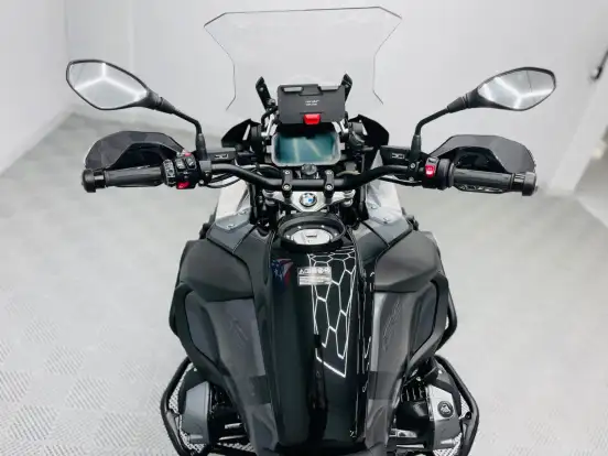 BMW-R 1250 GS PREMIUM TRIPLE BLACK BMW-R 1250 GS PREMIUM TRIPLE BLACK-2023