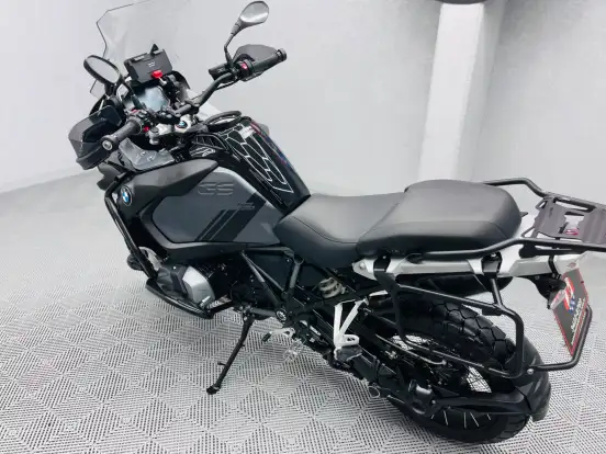 BMW-R 1250 GS PREMIUM TRIPLE BLACK BMW-R 1250 GS PREMIUM TRIPLE BLACK-2023