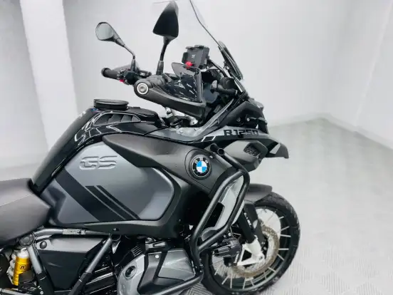 BMW-R 1250 GS PREMIUM TRIPLE BLACK BMW-R 1250 GS PREMIUM TRIPLE BLACK-2023