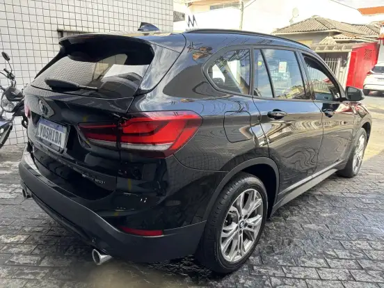 BMW-X1-2020