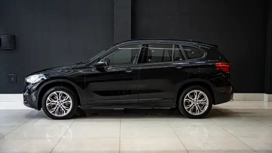 BMW-X1-2.0 16V TURBO ACTIVEFLEX SDRIVE20I 4P AUTOMÁTICO BMW-X1-2018
