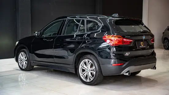 BMW-X1-2.0 16V TURBO ACTIVEFLEX SDRIVE20I 4P AUTOMÁTICO BMW-X1-2018
