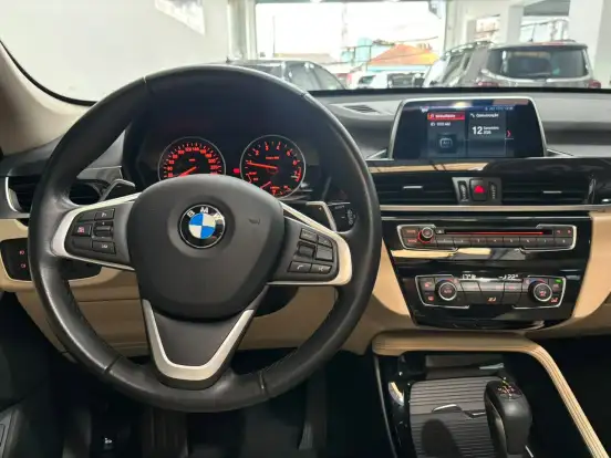 BMW-X1-2018