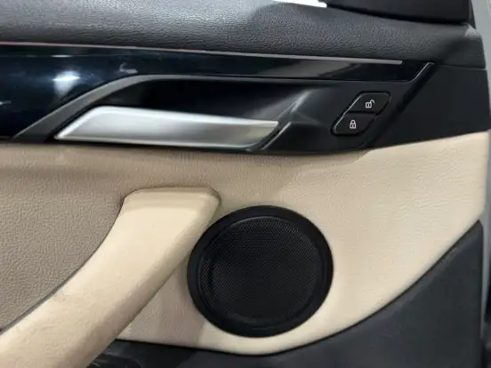 BMW-X1-2.0 16V TURBO ACTIVEFLEX SDRIVE20I X-LINE 4P AUTOMÁTICO BMW-X1-2019